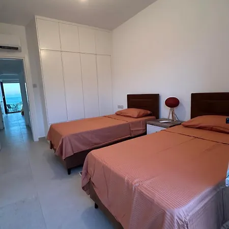 Deja Blue Apartamento Kalogrea