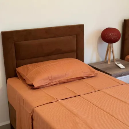 Deja Blue Apartamento Kalogrea