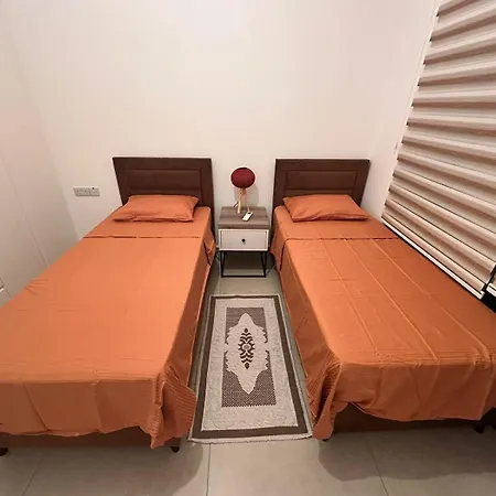 Deja Blue Apartment *